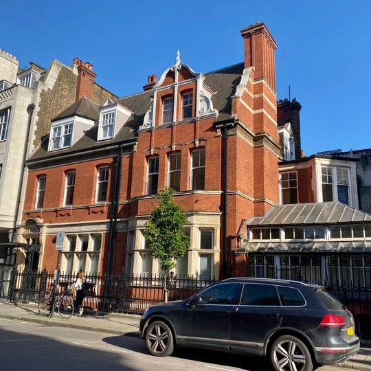 Number 33, Including Conservatory, Area Walls And Party Walls With Tile Murals