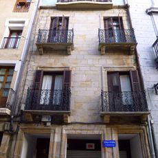 Bidekurutzeta 23 etxea