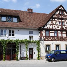 Hauptstraße 11