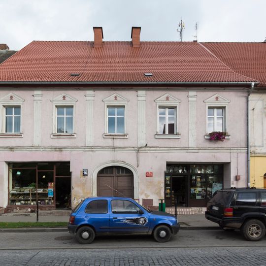 16 Wolności Square in Międzylesie