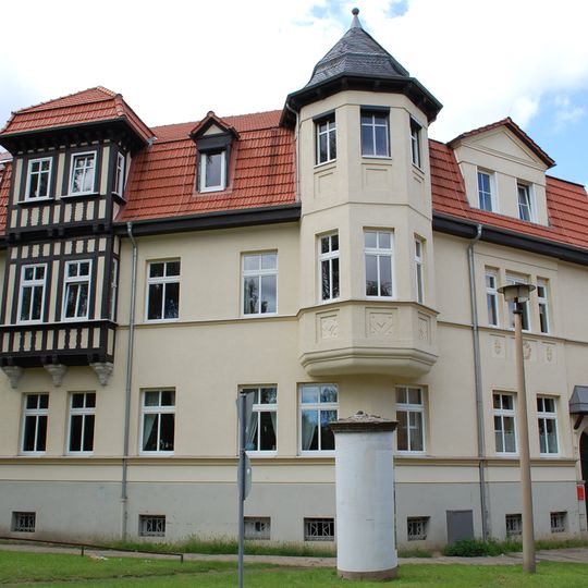 Albert-Schweitzer-Straße 28