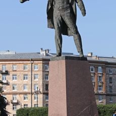 Monument to Lenin at Moskovskaya Square (Saint Petersburg)