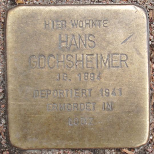 Stolperstein en memoria de Hans Gochsheimer