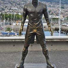 Cristiano Ronaldo statue