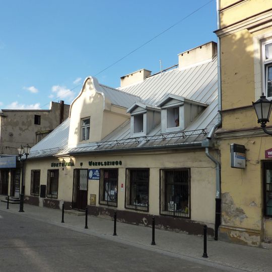 Dom przy Pl. Czarnieckiego 7