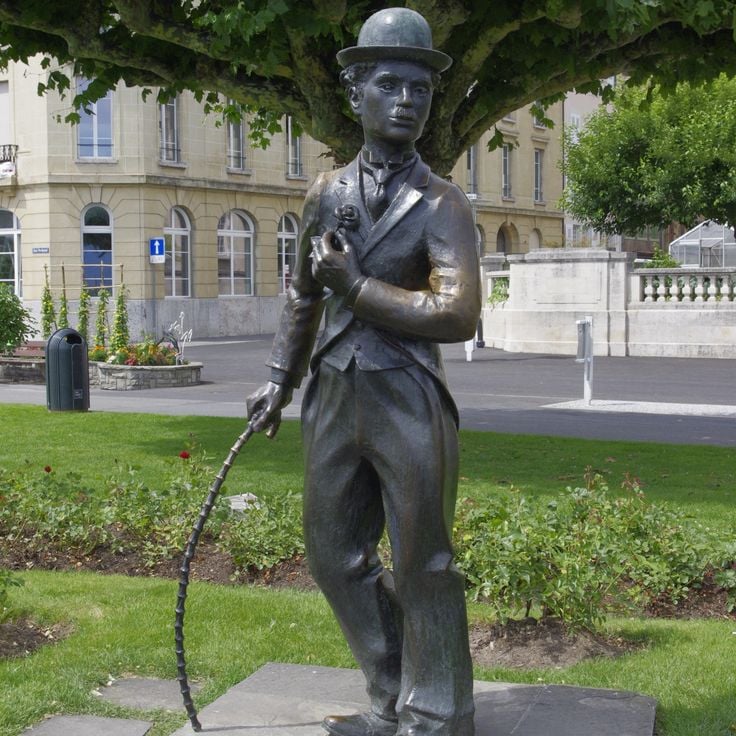 Charlie Chaplin Statue