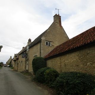The Kings Head Public House And Attached Outbuilding