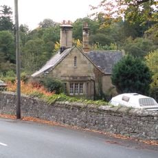 Lodge At Park Entrance 100 Metres East Of Alnwick Abbey Gatehouse