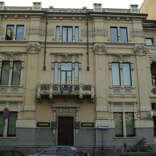 Casa Castiglioni
