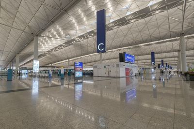 Interior 6
