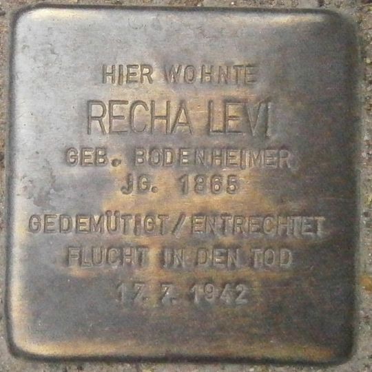 Stolperstein en memoria de Recha Levi
