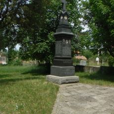 Divotino war memorial