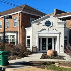 Brentwood Public Library