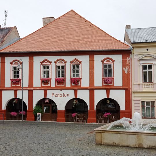 Trčkovo náměstí 9