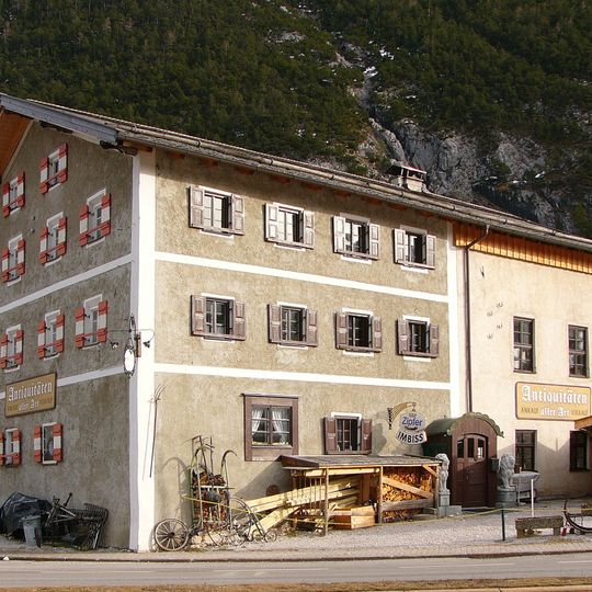 Ansitz, ehem. Zeughaus