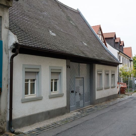 Gasfabrikstraße 1, 1a