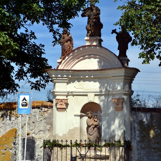 Výklenková kaplička