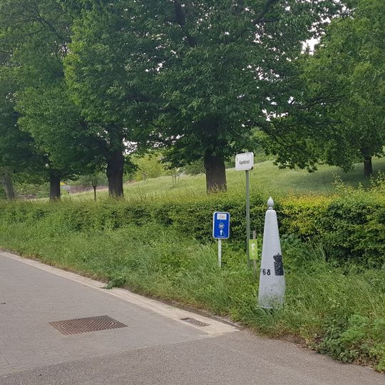 Belgium-Netherlands boundary stone no. 68