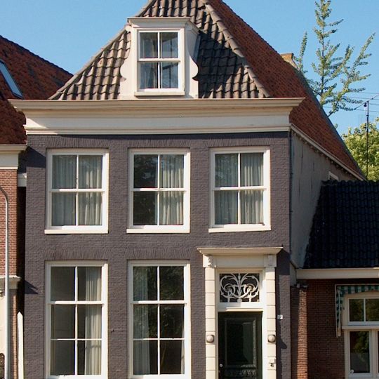 Onder de Boompjes 17, Hoorn