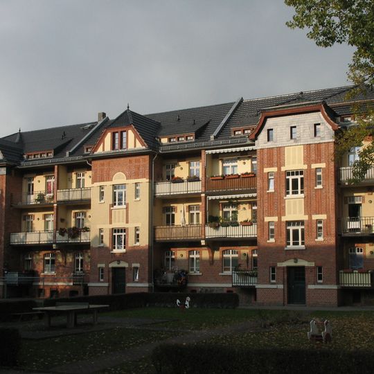 Dreifachmietshaus Lobstädter Straße 16; 18; 20