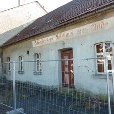 Seidenstickers Gasthaus zur Linde (ehemalig) mit Saal und Linde Hauptstraße 17