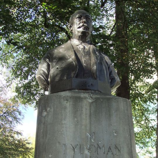 Mr. M. Tydeman Jr.