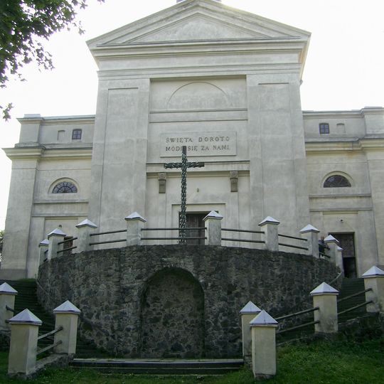 Kościół św. Doroty w Sławucie