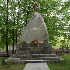 Pomnik - obelisk mieszkańców poległych w I wojnie światowej