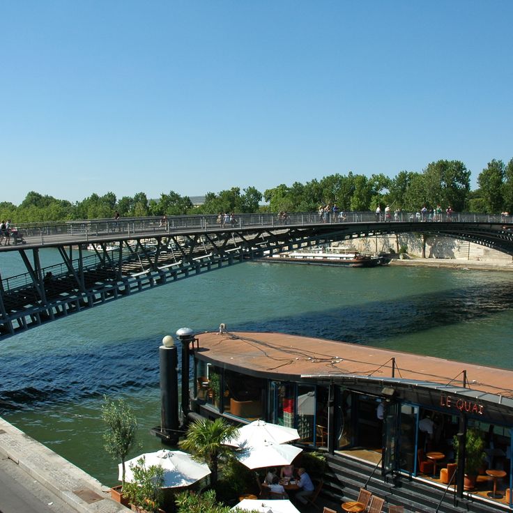 Passerelle Léopold-Sédar-Senghor
