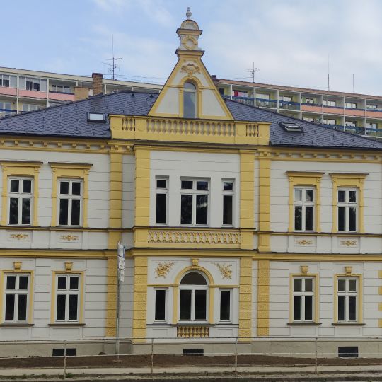 Rod. Milchovcov, Považská knižn.