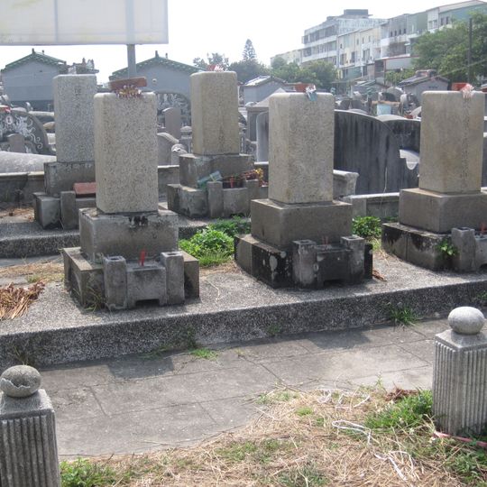 Graves of 12 military workers, Anping