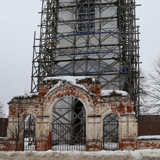 Ограда с воротами