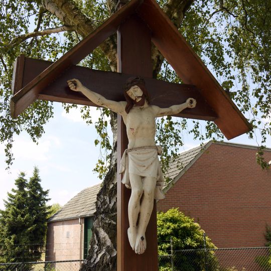 Wayside cross near Grubbenvorsterweg 6, Lottum