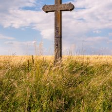 Kříž východně od Bradáčova