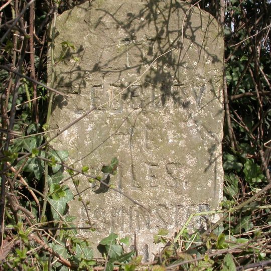 Milestone, Bullock Bridge; 150m S Bullock's Bridge Farm
