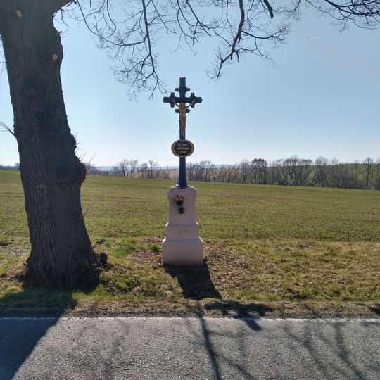 Kříž naproti hospodě U Hájků