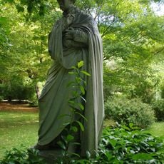 Estatua de Francisco de Asís de Borbón, Madrid