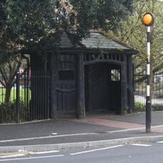 Shelter in Grange Gardens