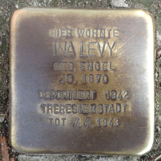 Stolperstein en memoria de Ina Levy