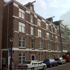 Woningbouwcomplex arbeiderswoningen in opdracht van Vereniging Salerno