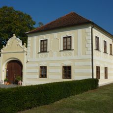 Gutshof/Meierhof , Stadel und Einfriedung