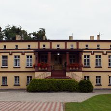 Palace in Czernica