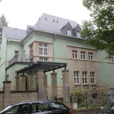 Villa mit Garten und Einfriedung Enzmannstraße 4