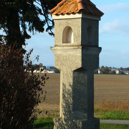 Column shrine at the Litovel cemetery