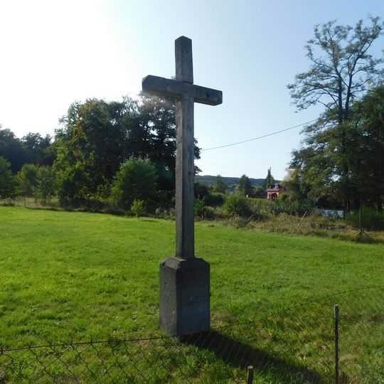 Kříž na Plzeňské ulici v Drmoulu
