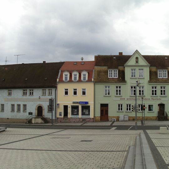 Gasthof in halboffener Bebauung Markt 12