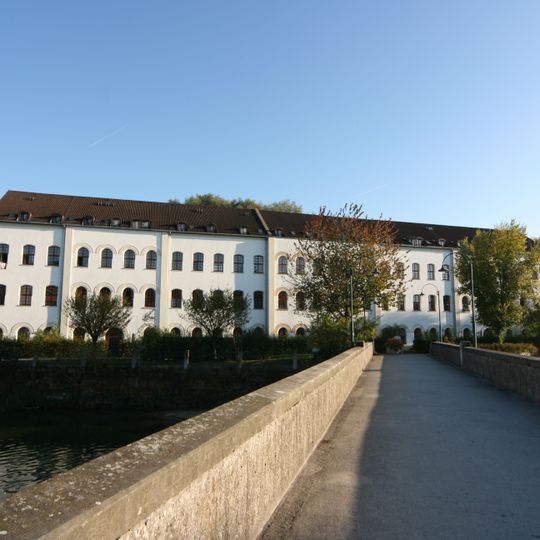 Steyr Fabrikinsel 1, 2