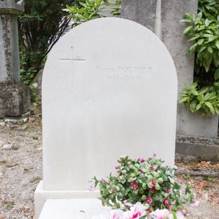 Grave of Poutout