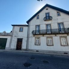 Chalet na Rua Dr. Manuel Simões Barreiros, n.º 60