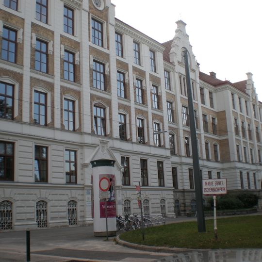 Ehem. Lazaristenkloster/Hauptschule